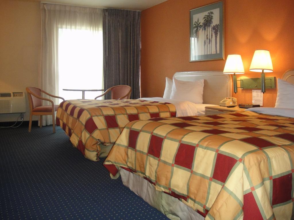 Red Lion Hotel Orlando Lake Buena Vista South- Near Disney Кіссіммі Номер фото